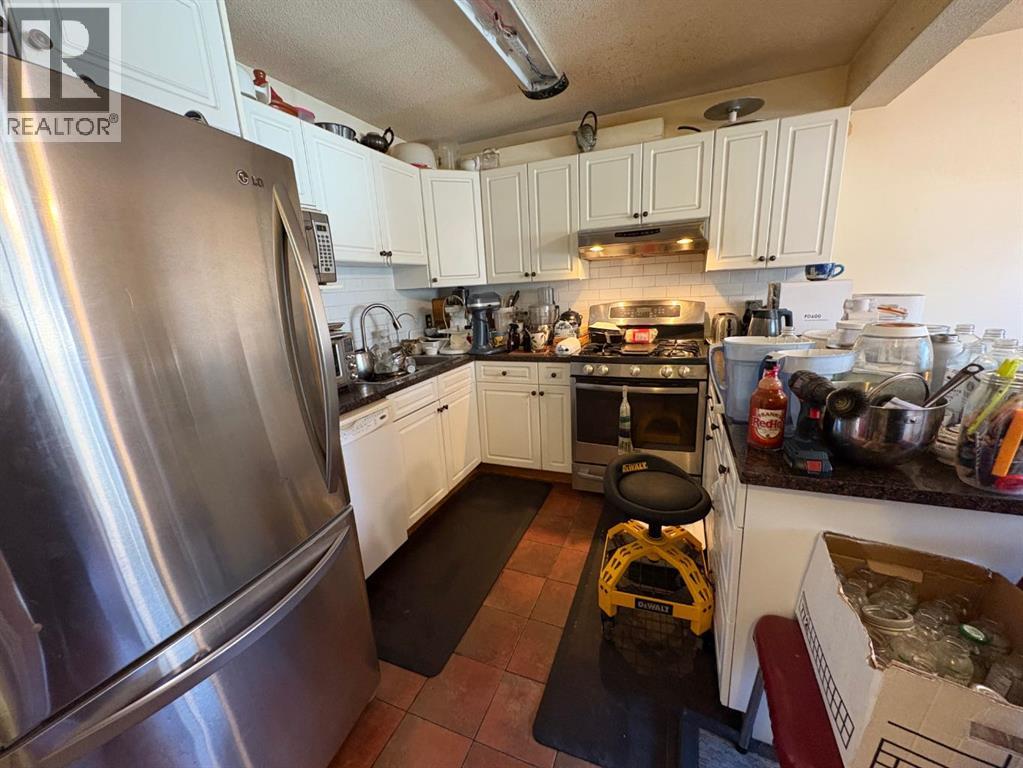 Single Family House 5 Level for Sale in  Ranchlands Road NW Ranchlands Calgary 