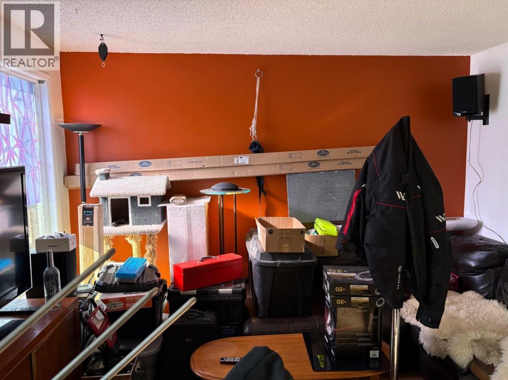 Single Family House 5 Level for Sale in  Ranchlands Road NW Ranchlands Calgary 