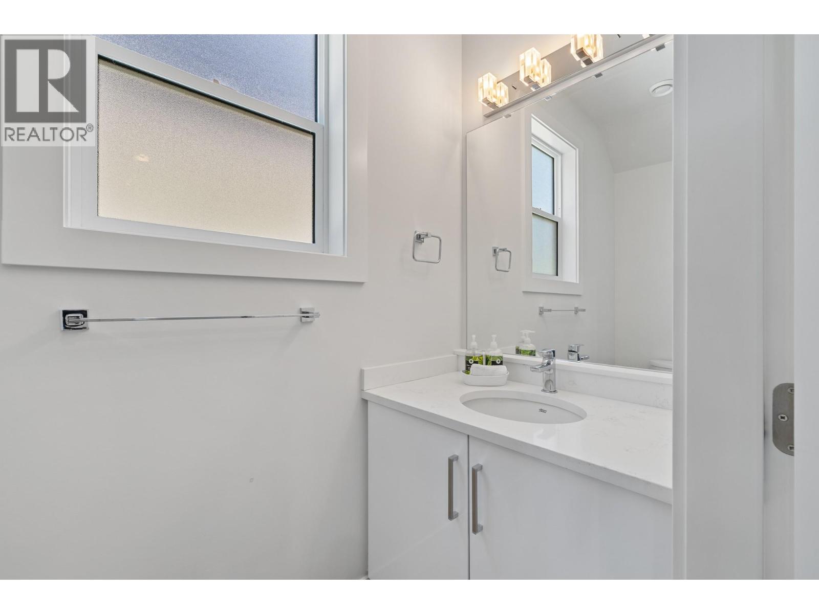 115 Wyndham Crescent Unit# 12, Kelowna