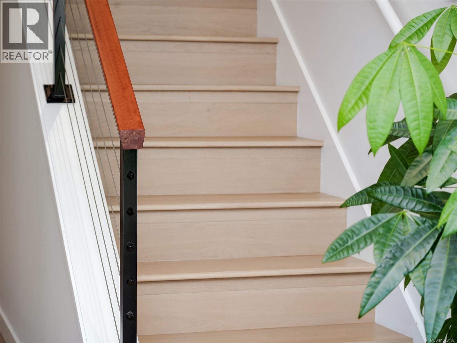 #203 430 PARRY ST - 21