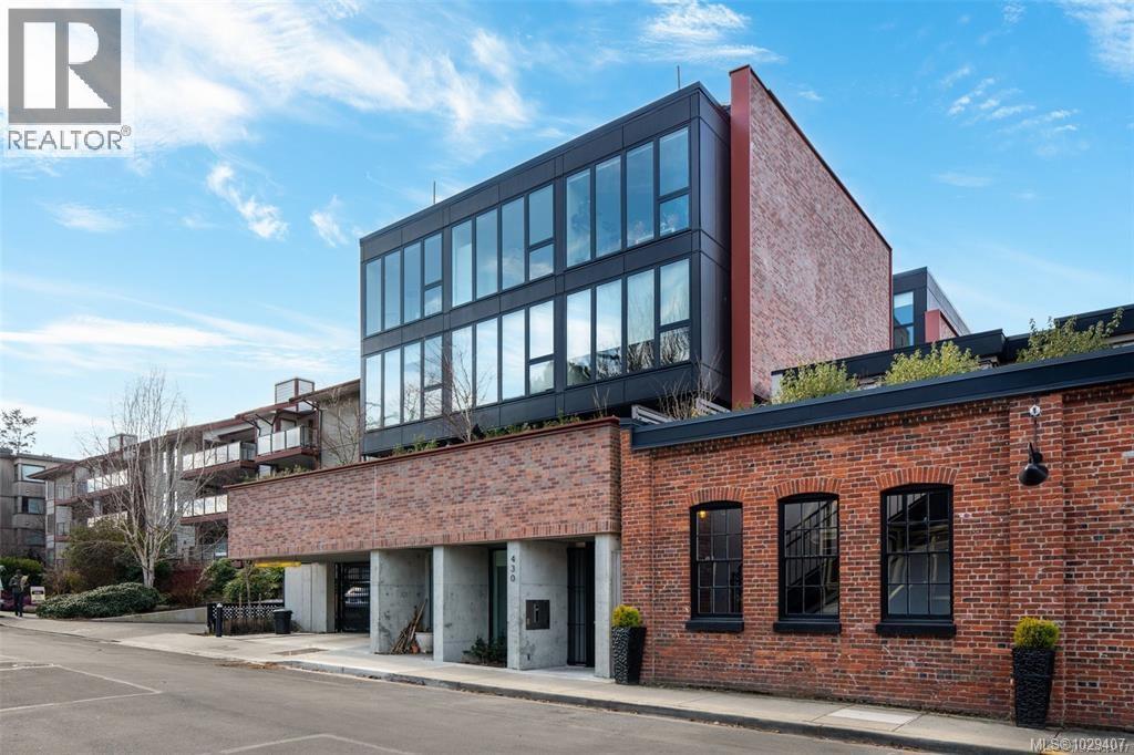 #203 430 PARRY ST - 46