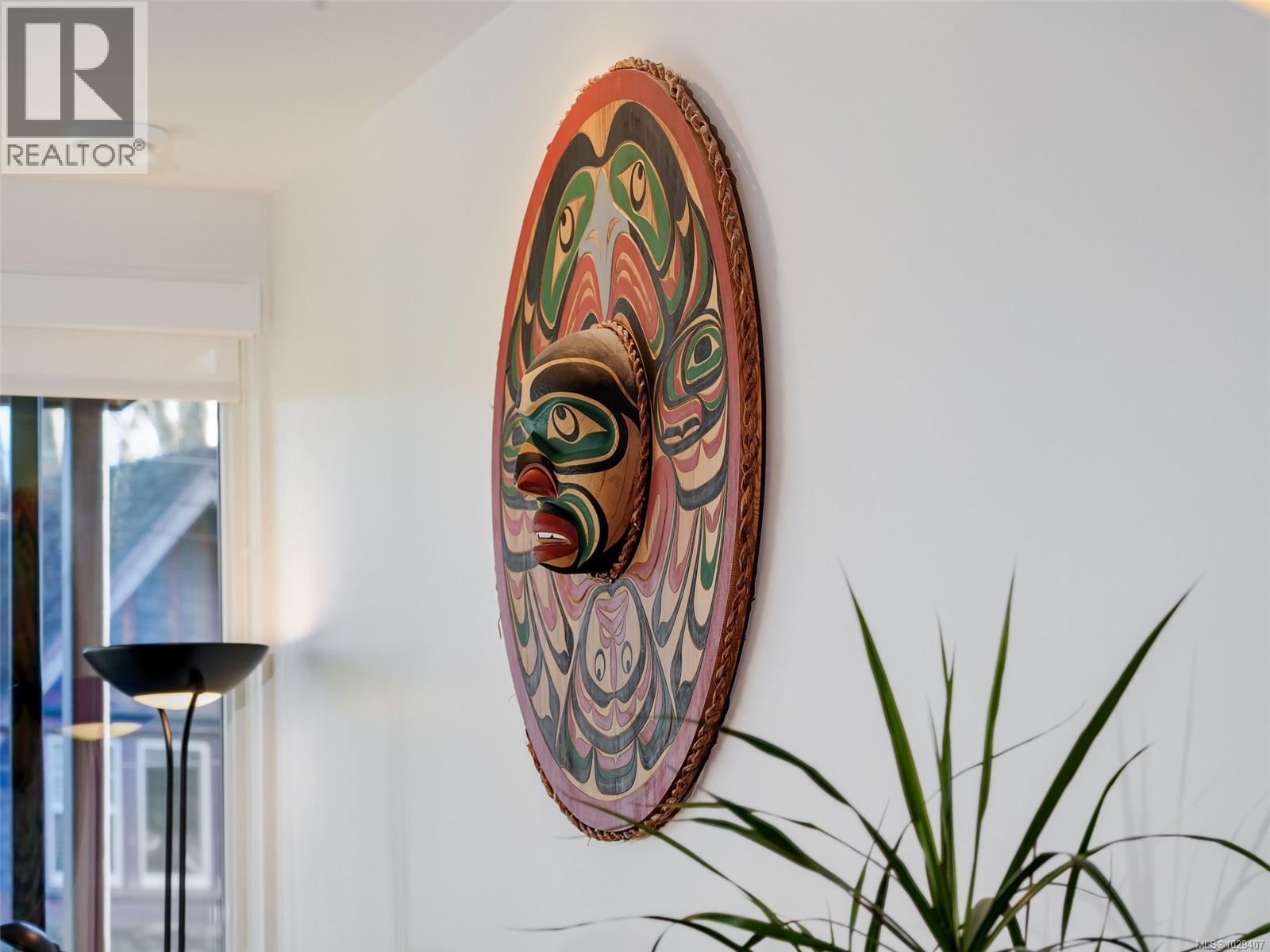 #203 430 PARRY ST - 6