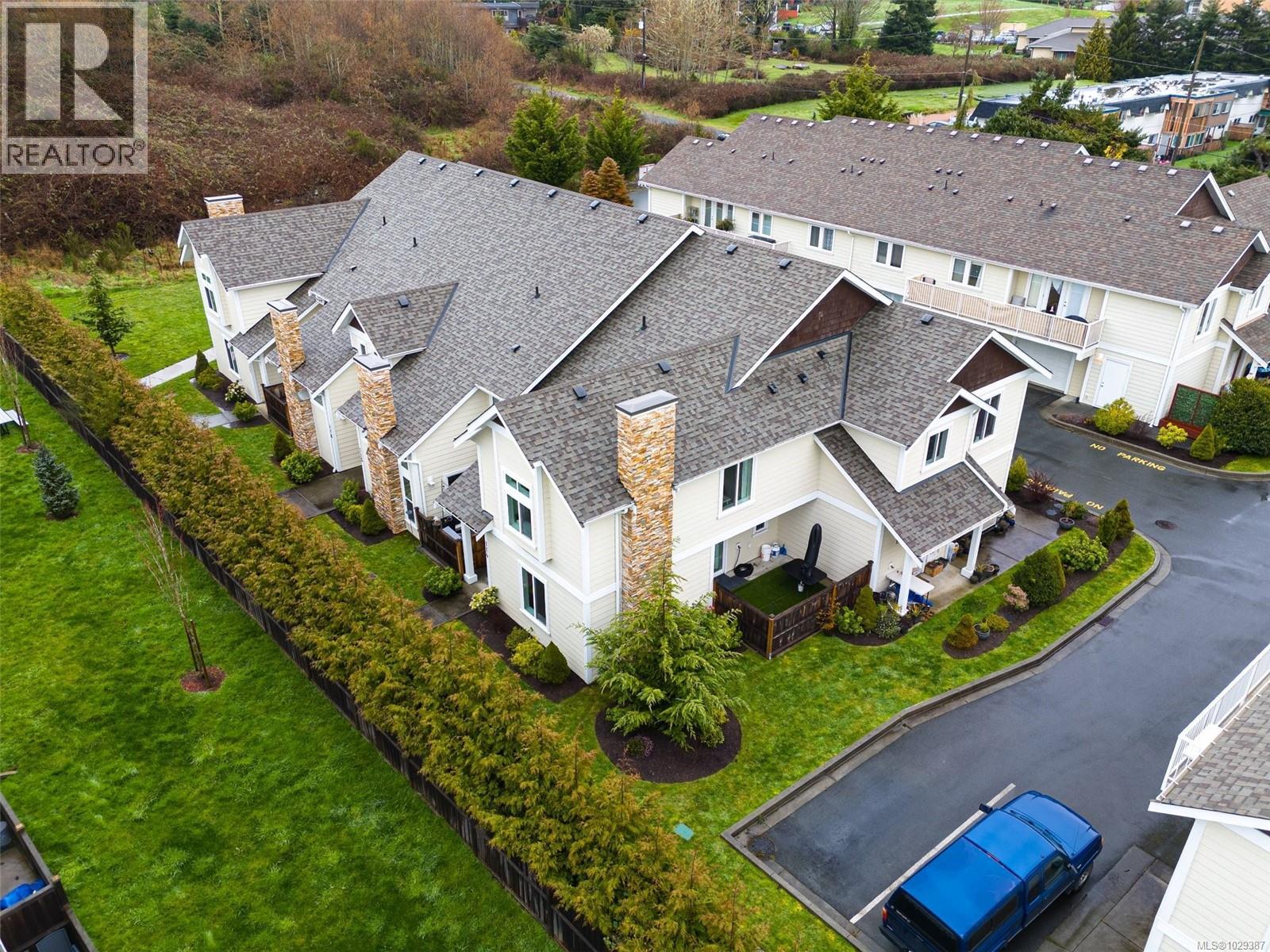 #114 2038 GATEWOOD RD - 27