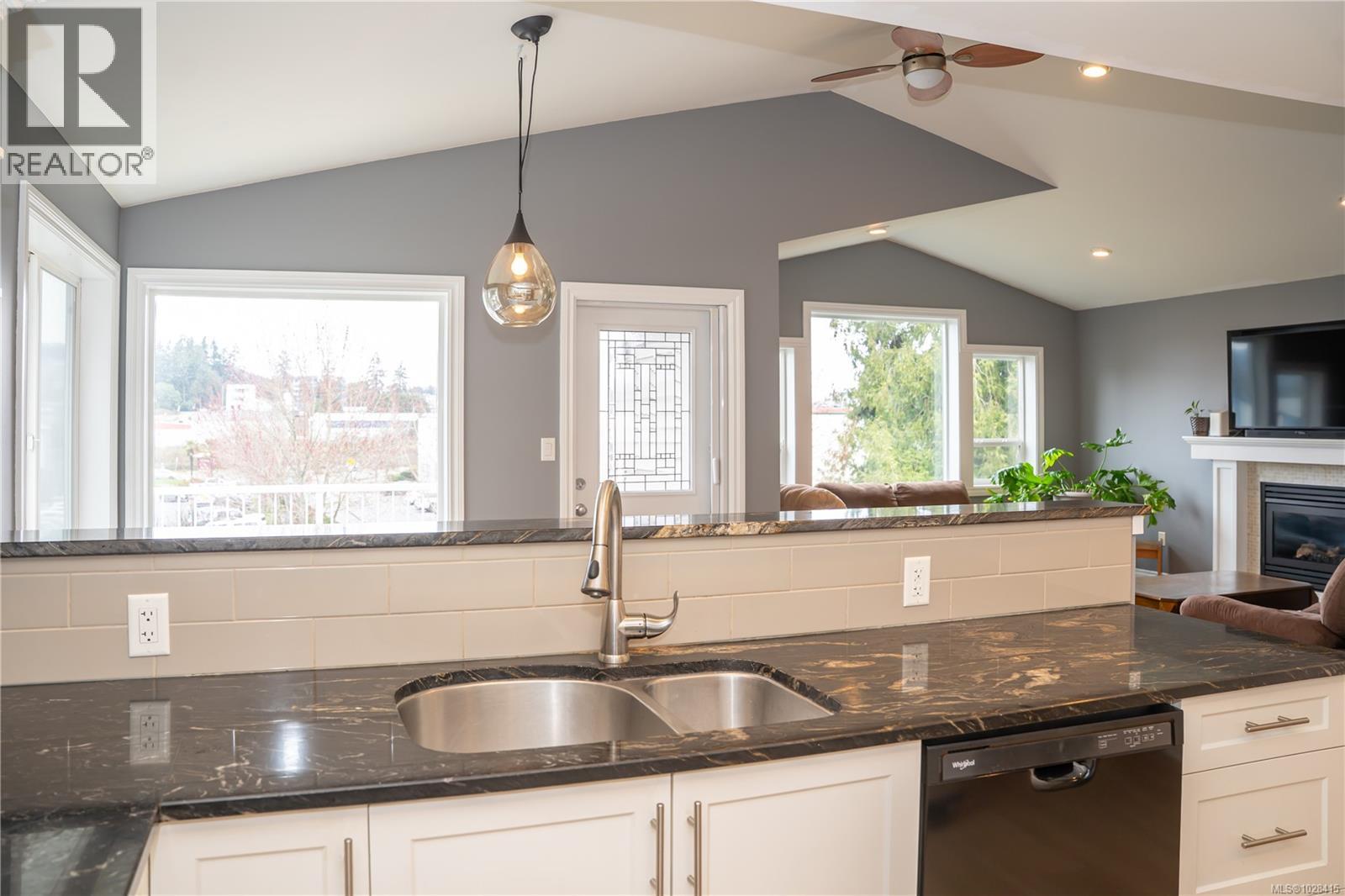 1064 JENKINS AVE - 13