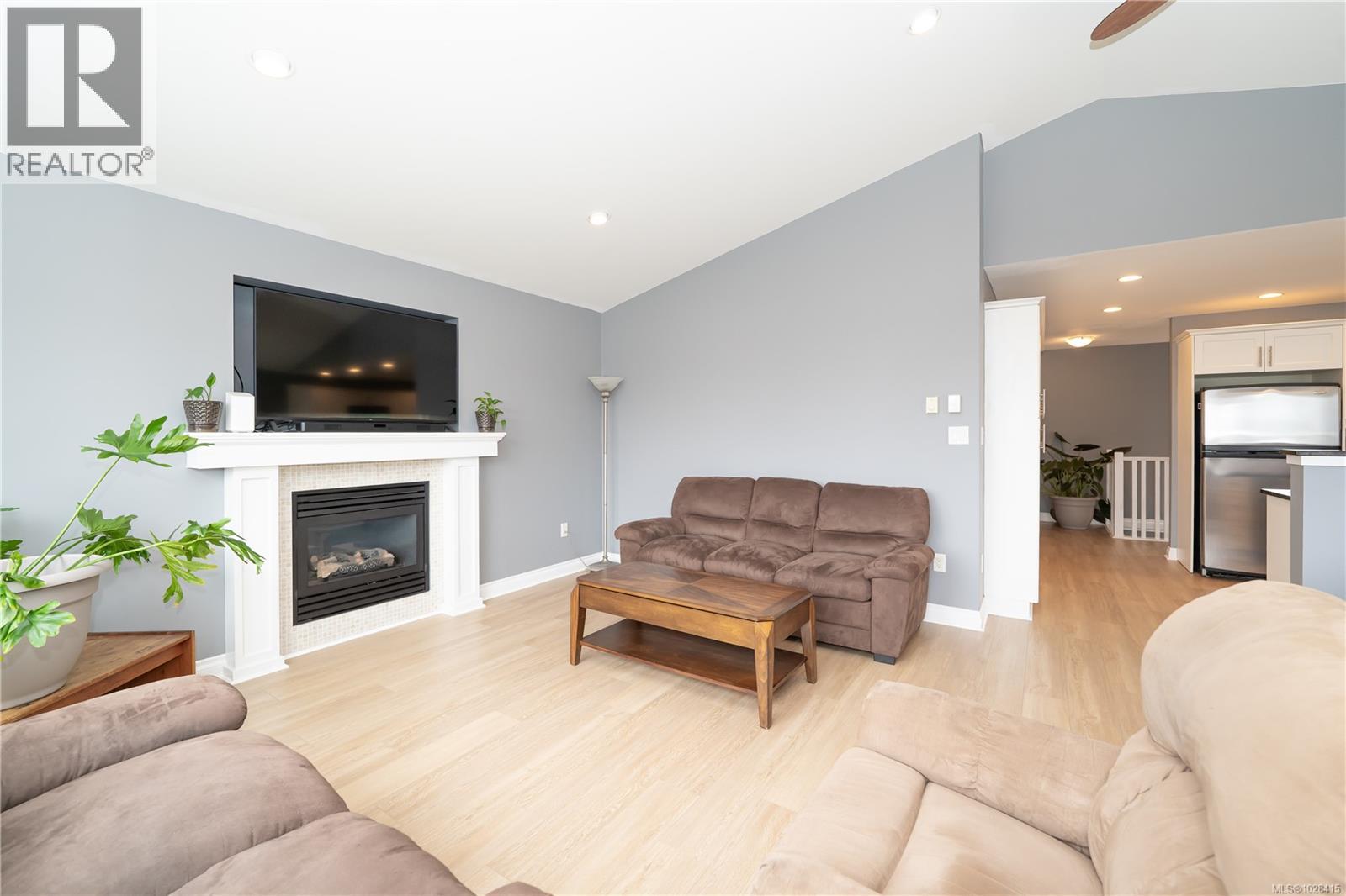 1064 JENKINS AVE - 20