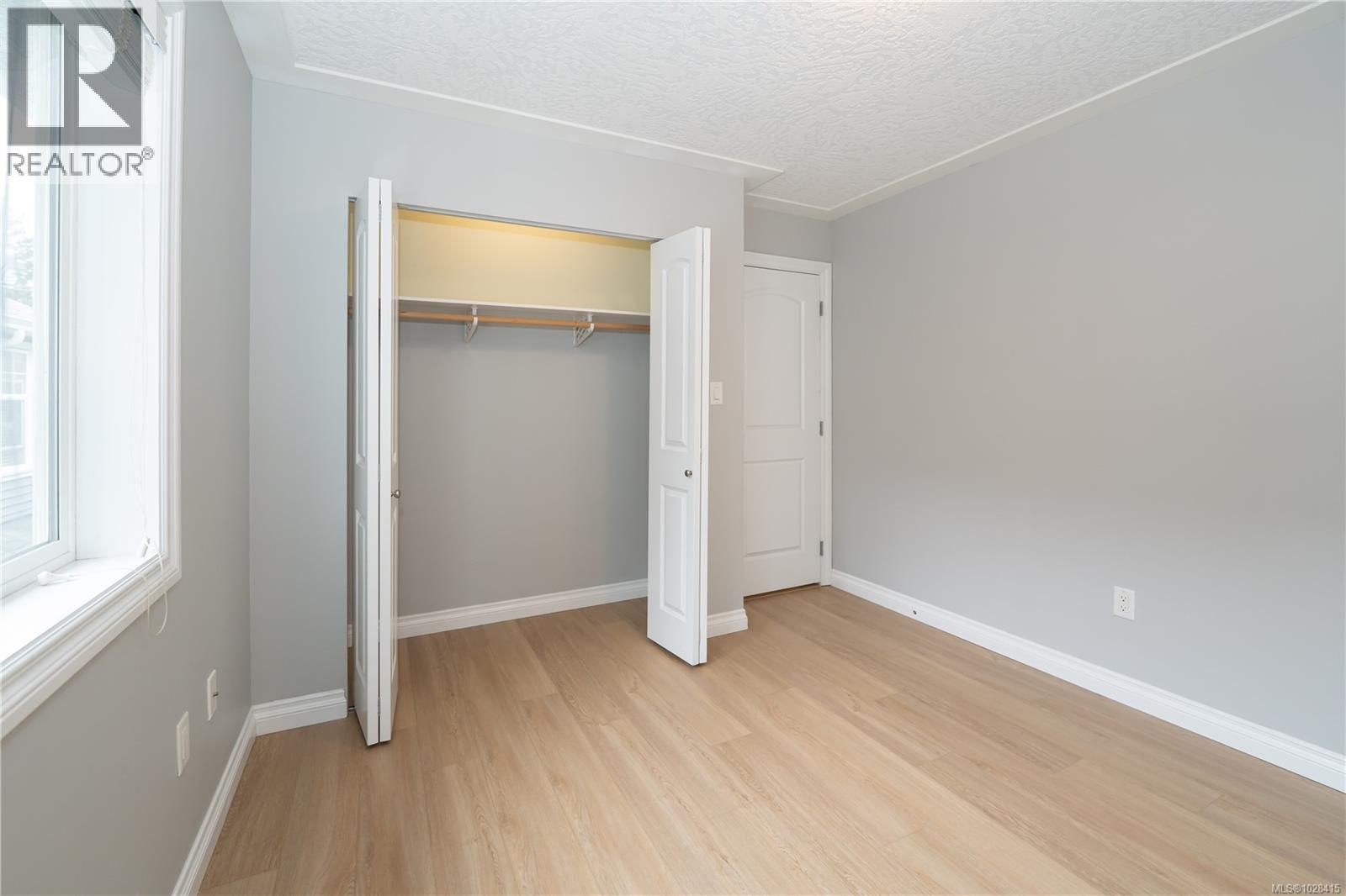 1064 JENKINS AVE - 31