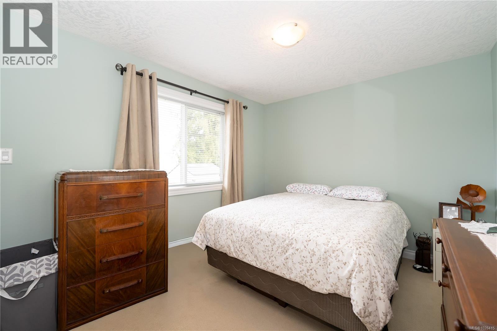 1064 JENKINS AVE - 46