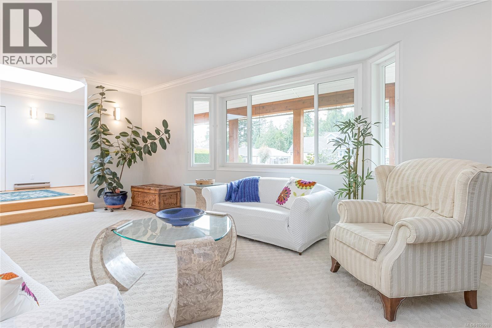 1023 HARLEQUIN RD - 14