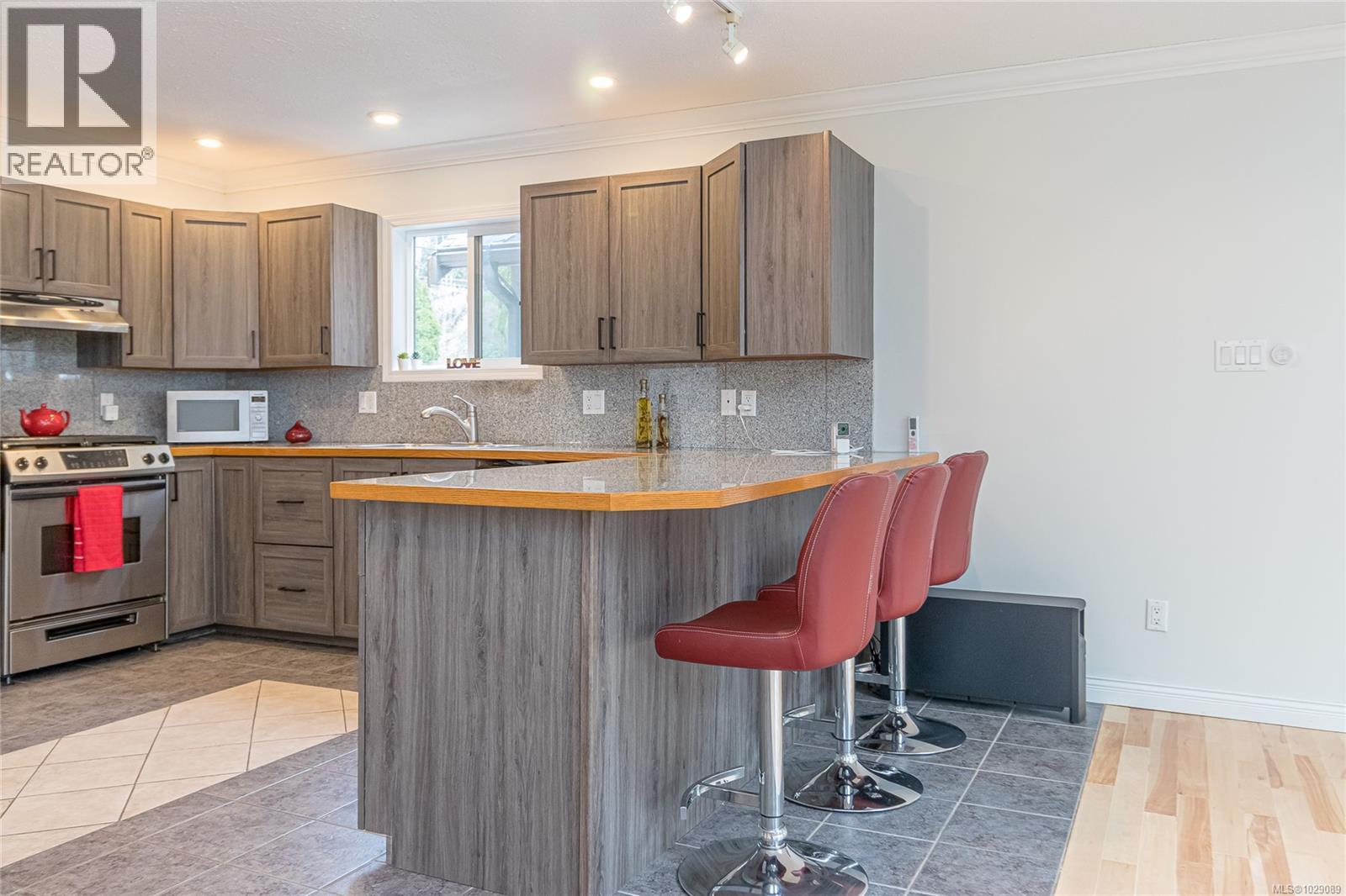 1023 HARLEQUIN RD - 20