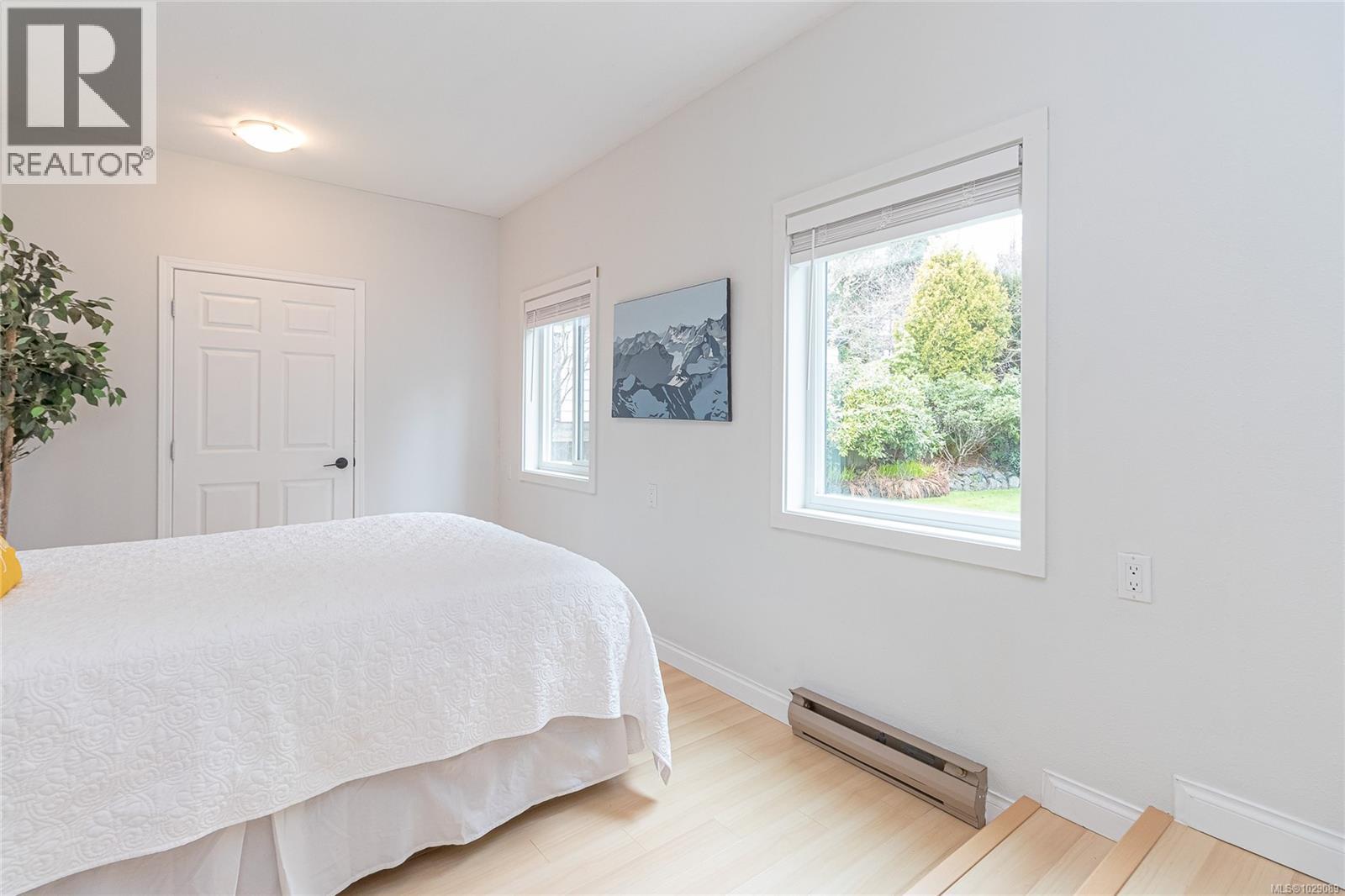 1023 HARLEQUIN RD - 38