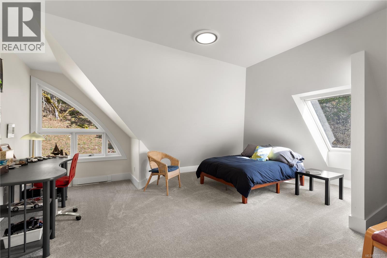 8242 THOMSON PL - 35