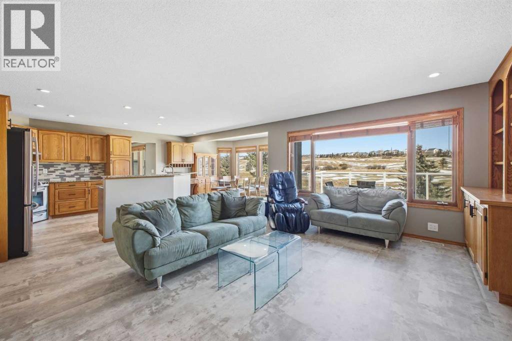 Single Family House for Sale in  Country Hills Close NW Country Hills Calgary 