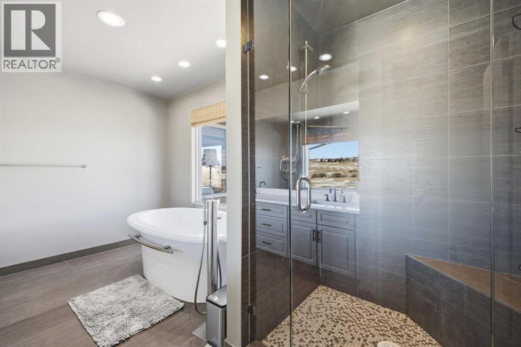 Single Family House for Sale in  Country Hills Close NW Country Hills Calgary 