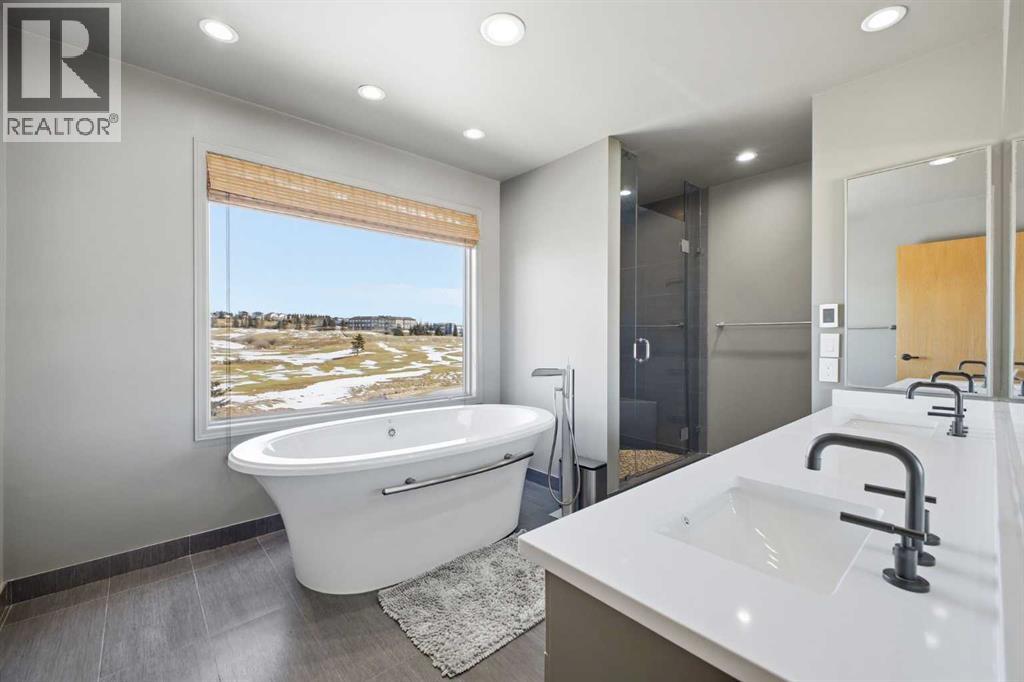 Single Family House for Sale in  Country Hills Close NW Country Hills Calgary 