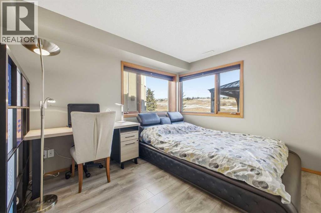 Single Family House for Sale in  Country Hills Close NW Country Hills Calgary 
