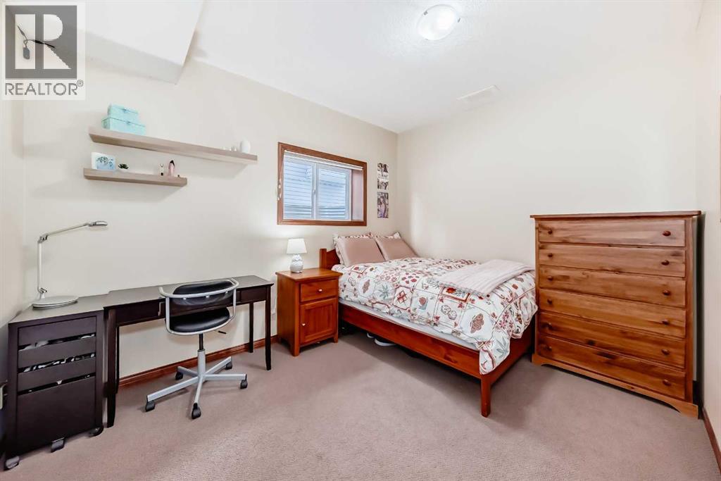 143 Sunset Close, Cochrane