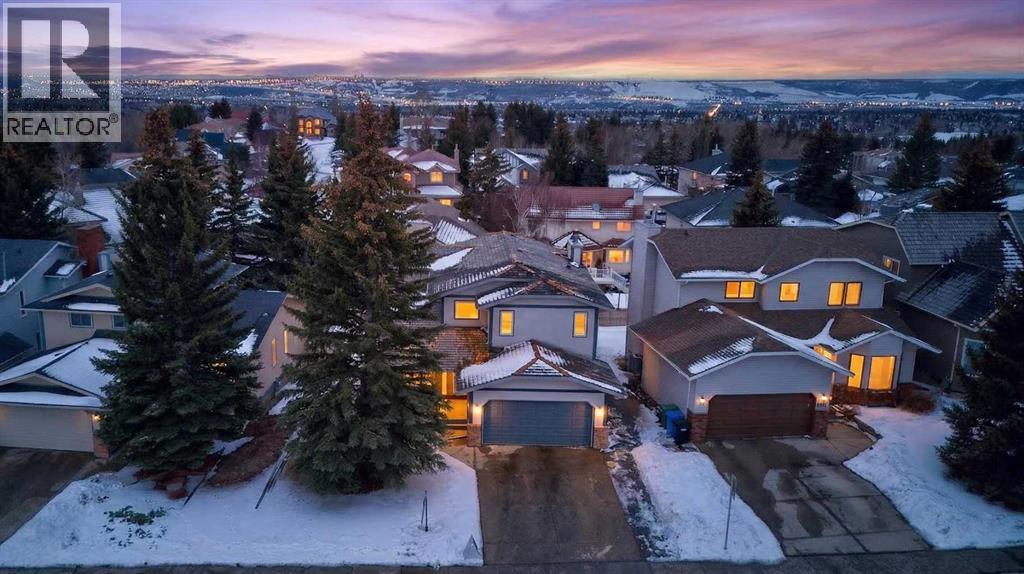 Single Family House for Sale in  Hawkwood Boulevard NW Hawkwood Calgary 