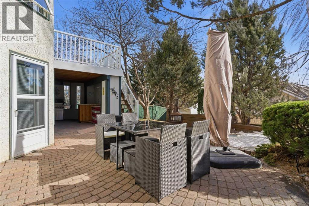 Single Family House for Sale in  Hawkwood Boulevard NW Hawkwood Calgary 