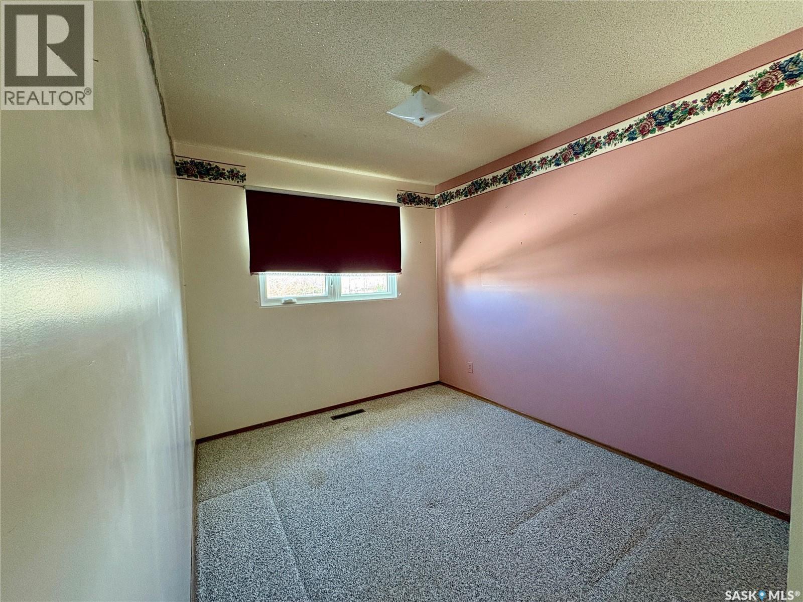 480 8th AVENUE SE - 11