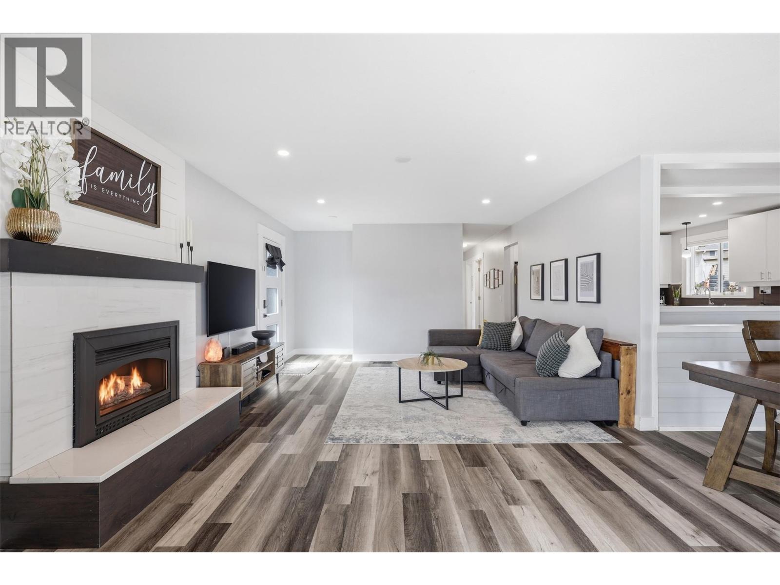 49 BERYL Drive, Logan Lake