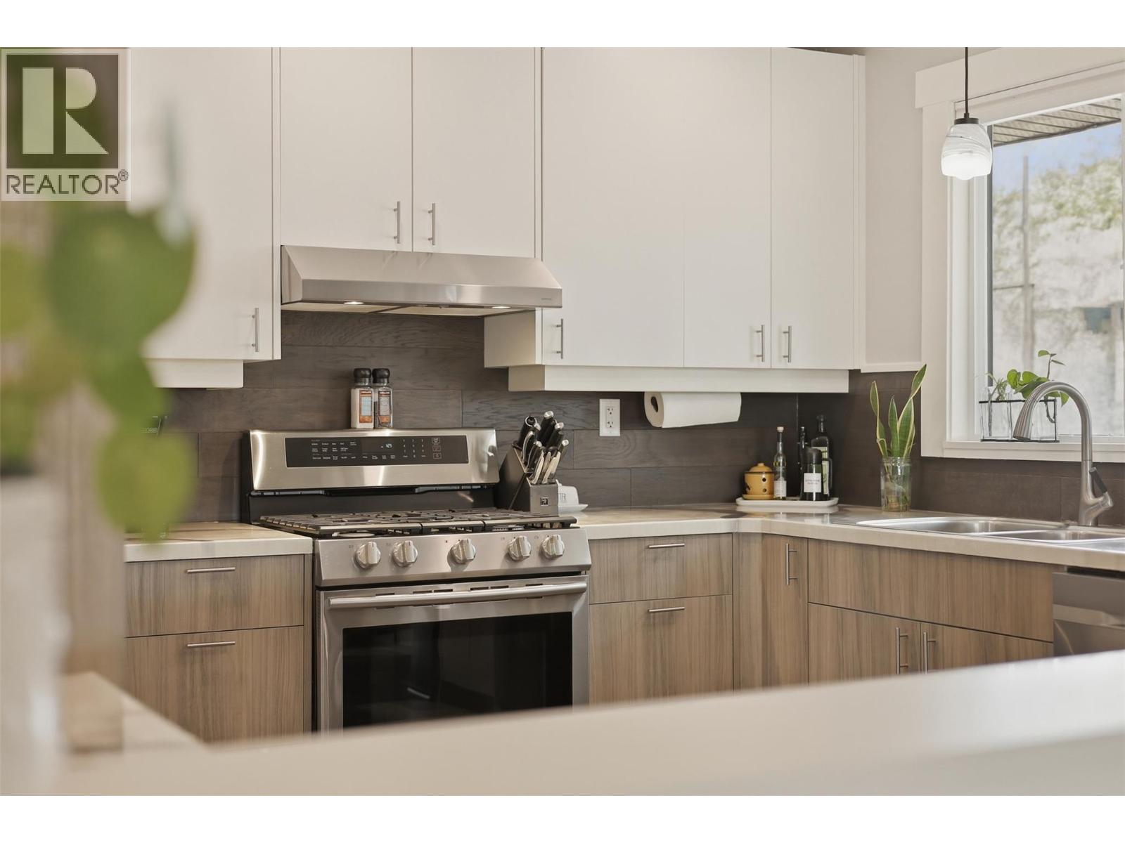 49 BERYL Drive, Logan Lake