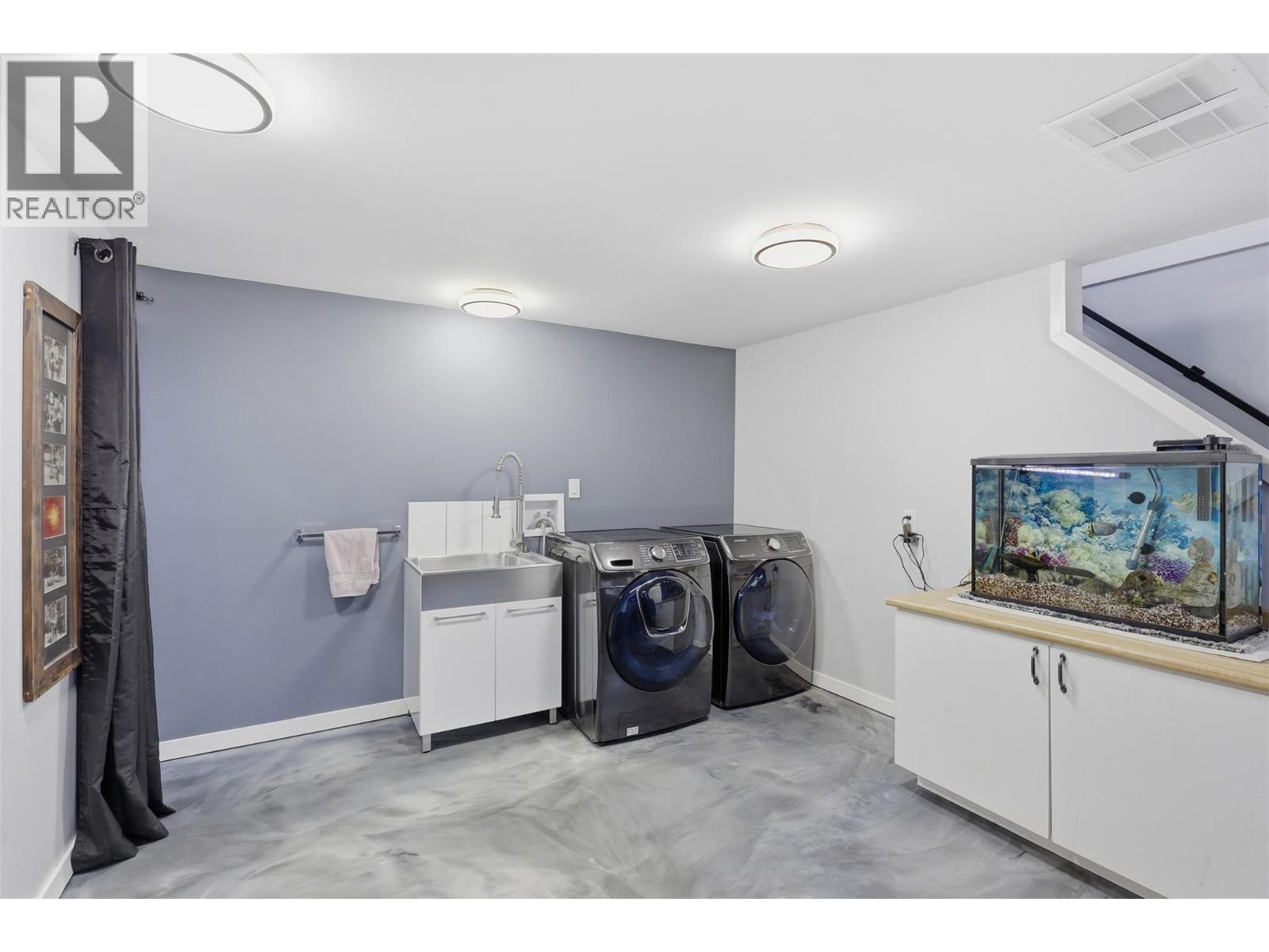 49 BERYL Drive, Logan Lake