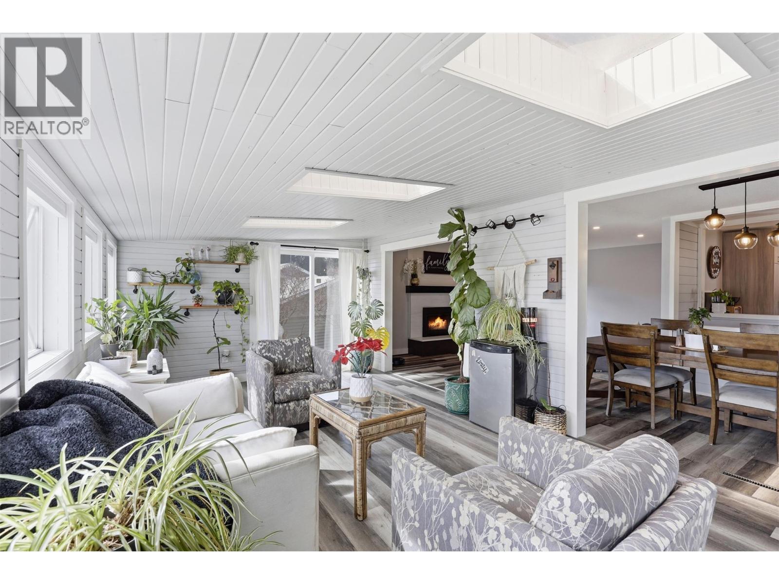 49 BERYL Drive, Logan Lake