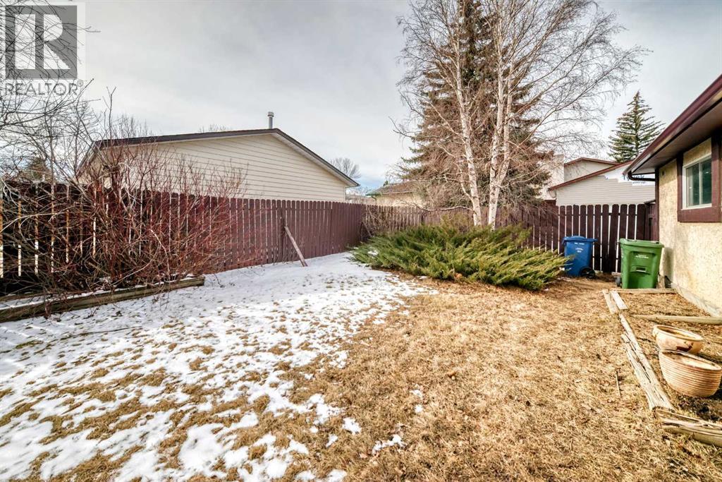 224 Berwick Way NW - 30