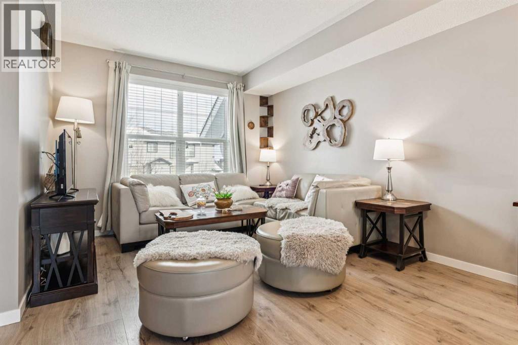 Single Family House for Sale in  Nolancrest Gate NW Nolan Hill Calgary 