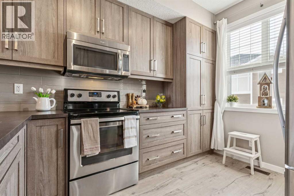 Single Family House for Sale in  Nolancrest Gate NW Nolan Hill Calgary 