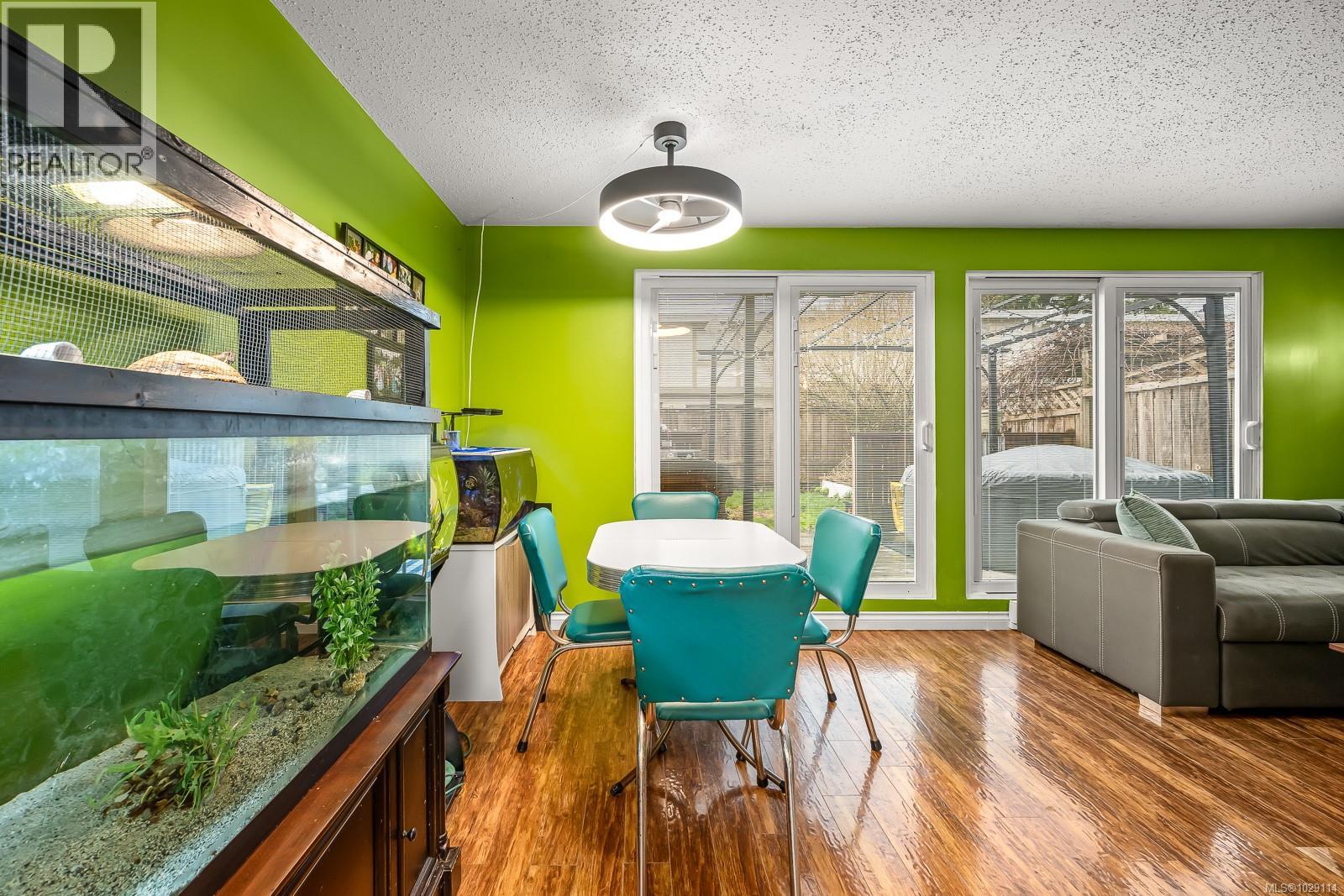 #13 1440 13TH ST - 11