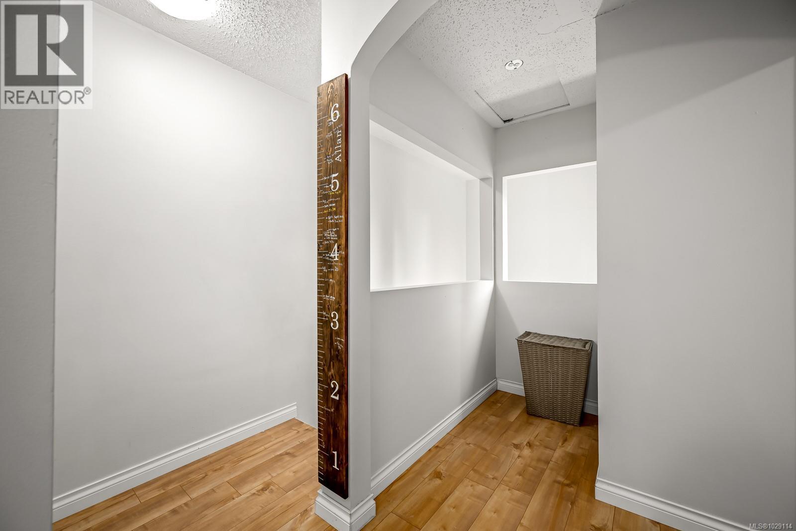 #13 1440 13TH ST - 20