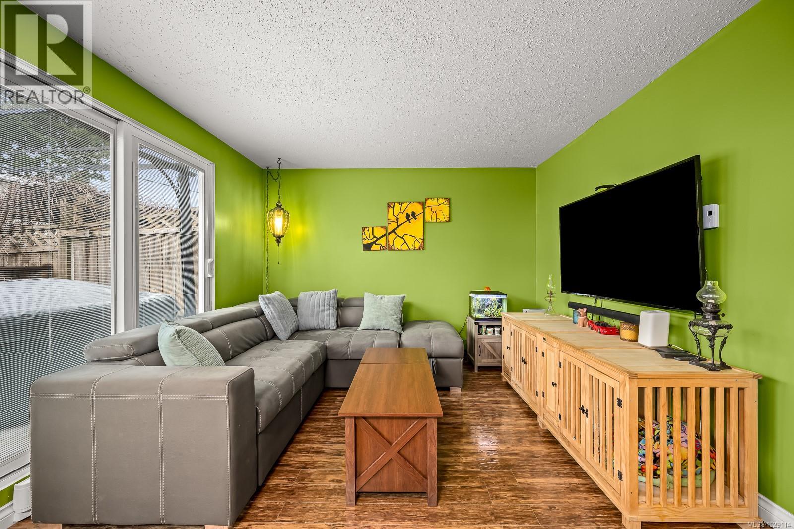 #13 1440 13TH ST - 4