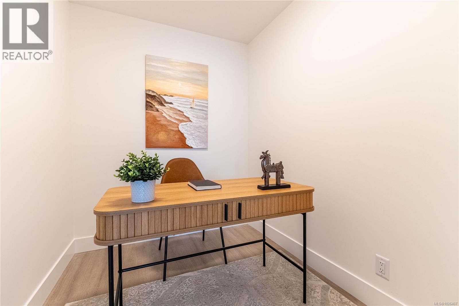 202 258 Helmcken Road, View Royal