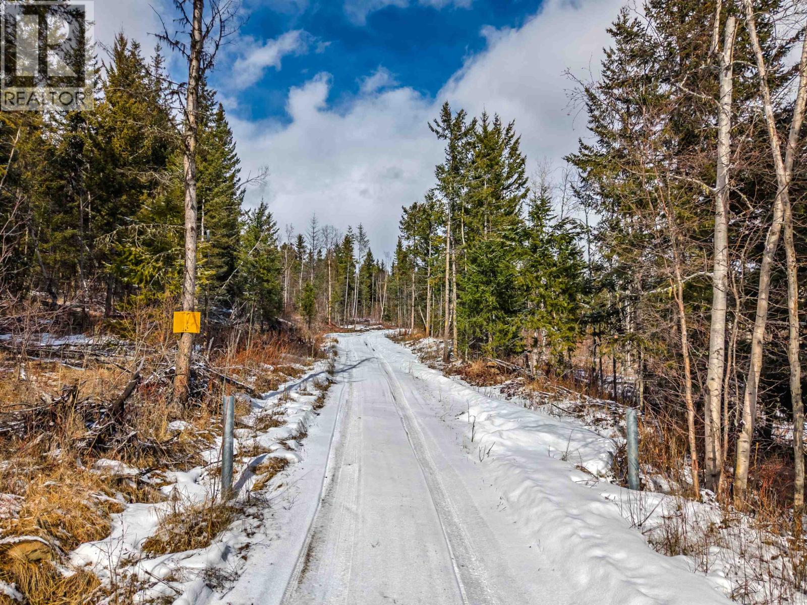 6293 HILLSIDE DRIVE - 16