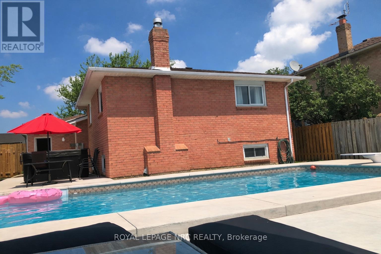 15 HICKORY COURT — photo 25