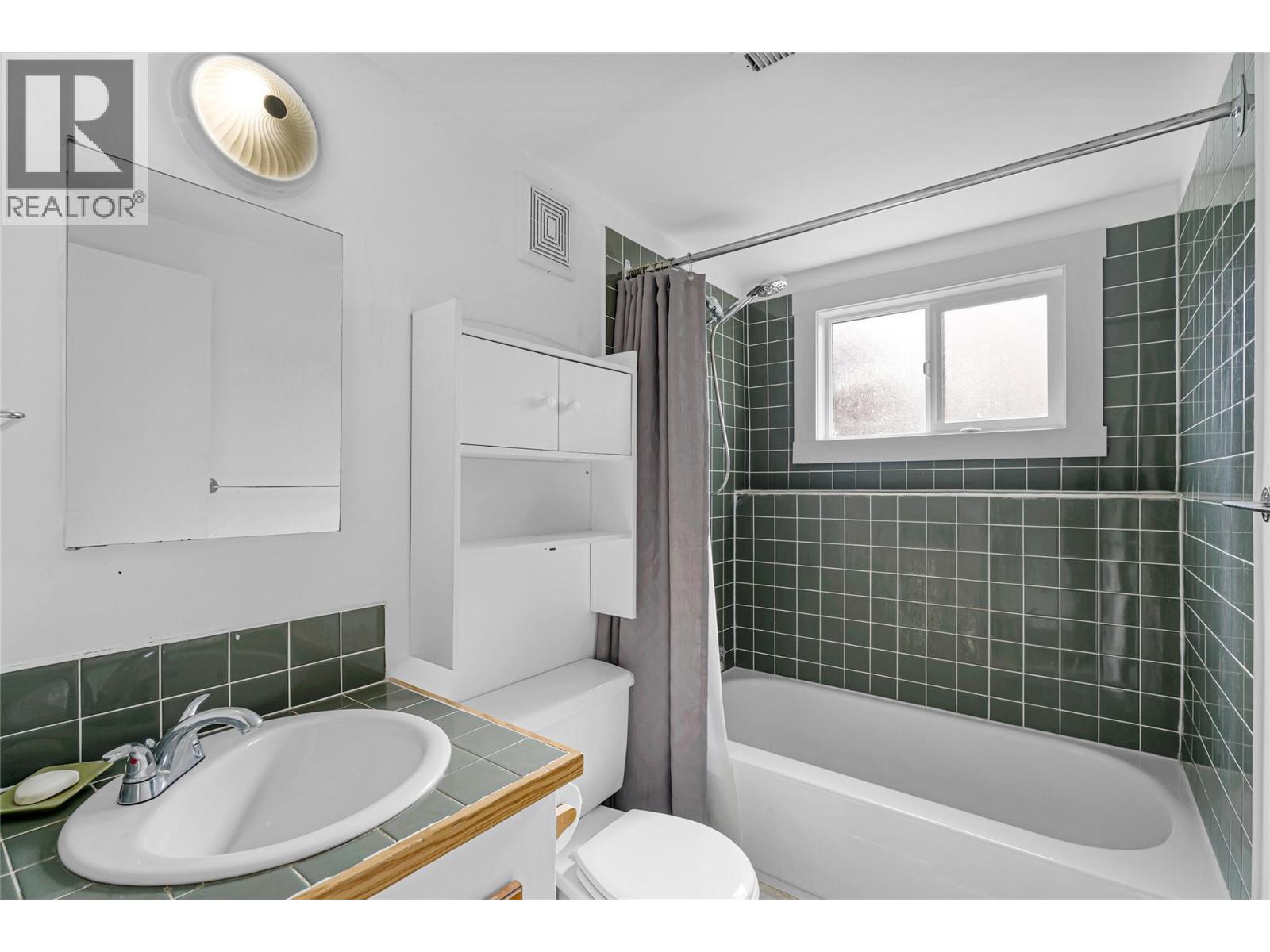 777 Huntington Drive, Kamloops