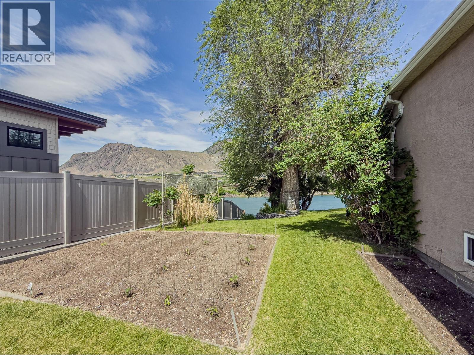 1590 LORNE Street E, Kamloops