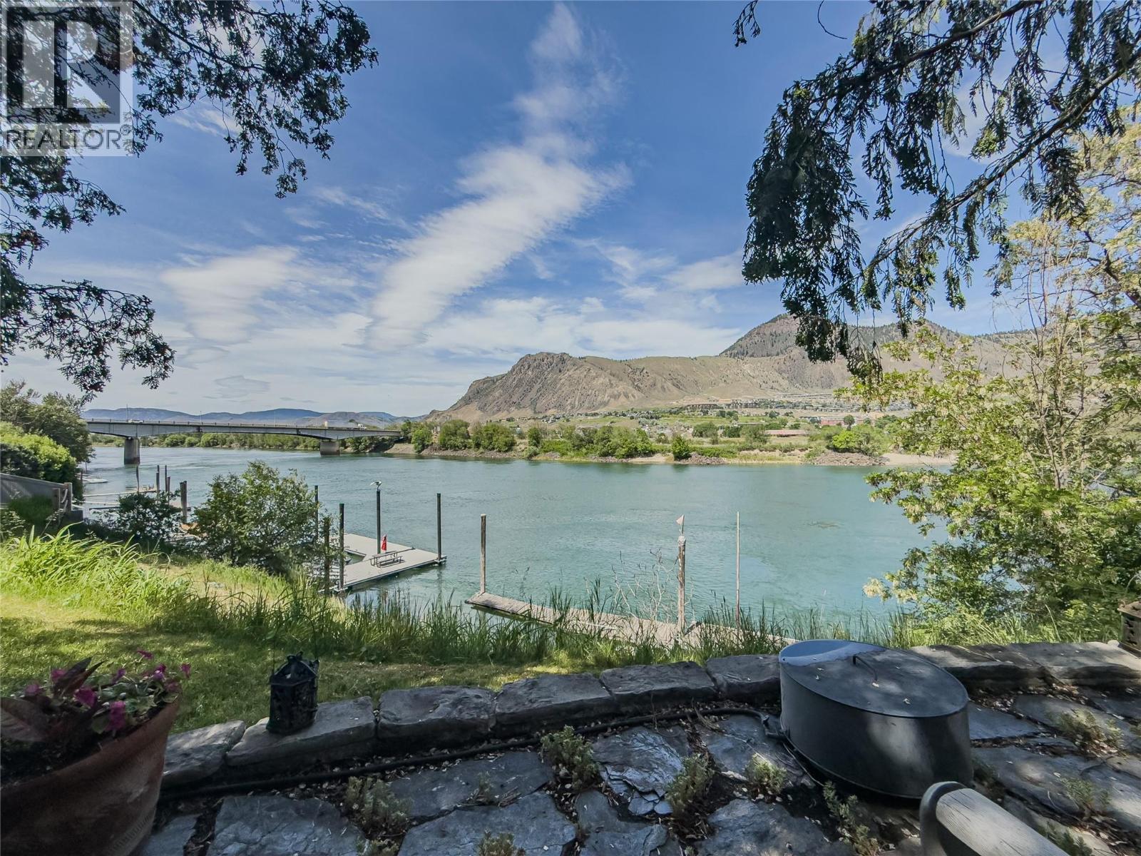 1590 LORNE Street E, Kamloops