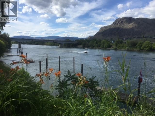 1590 LORNE Street E, Kamloops