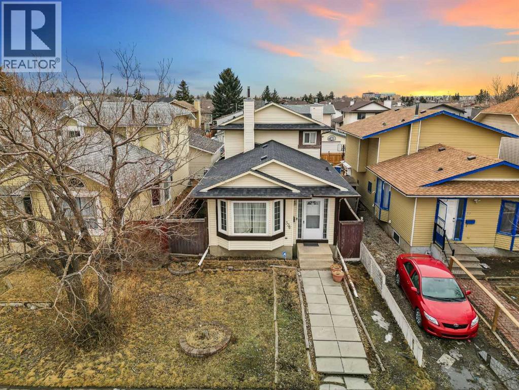 Single Family House for Sale in  Whitworth Way NE Whitehorn Calgary 