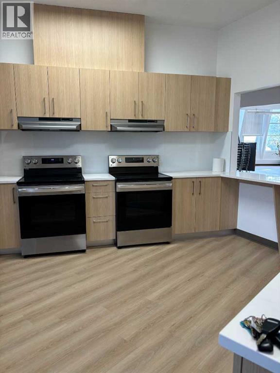 Single Family House Mobile Home for Sale in    Street NW Greenwood/Greenbriar Calgary 