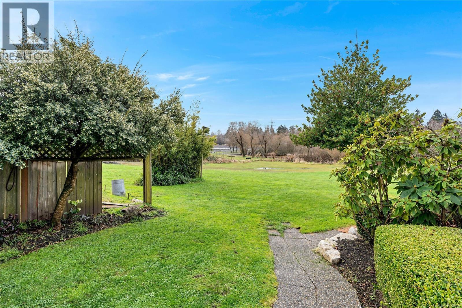 4220 Blenkinsop Rd - 49