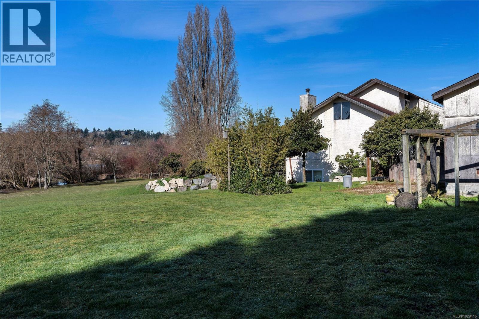 4220 Blenkinsop Rd - 66