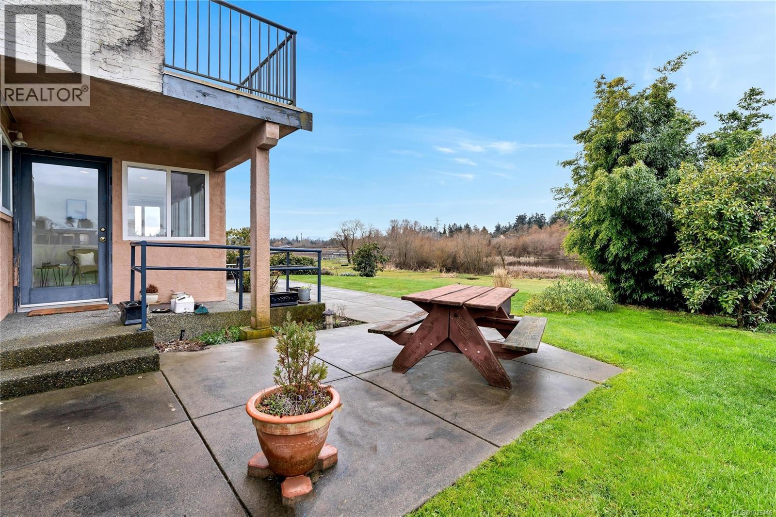 4220 Blenkinsop Rd - 46