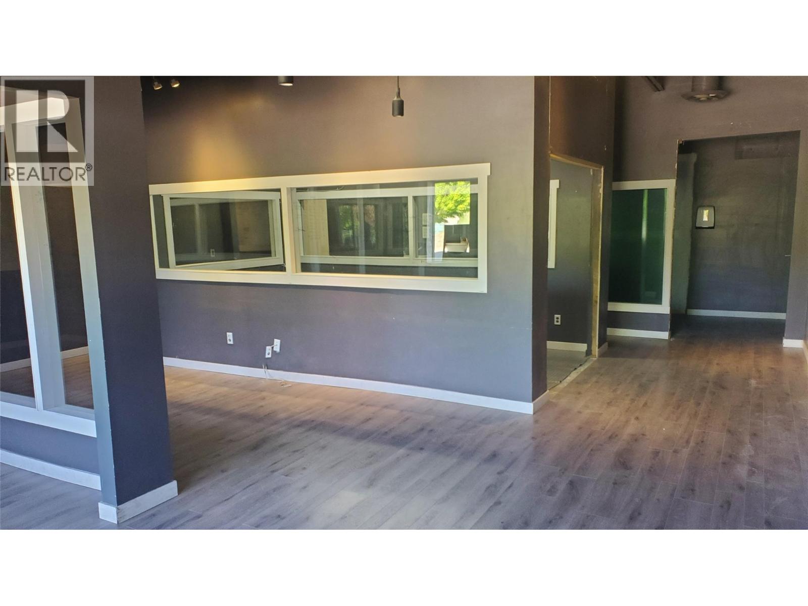 4 215 Neave Road, Kelowna