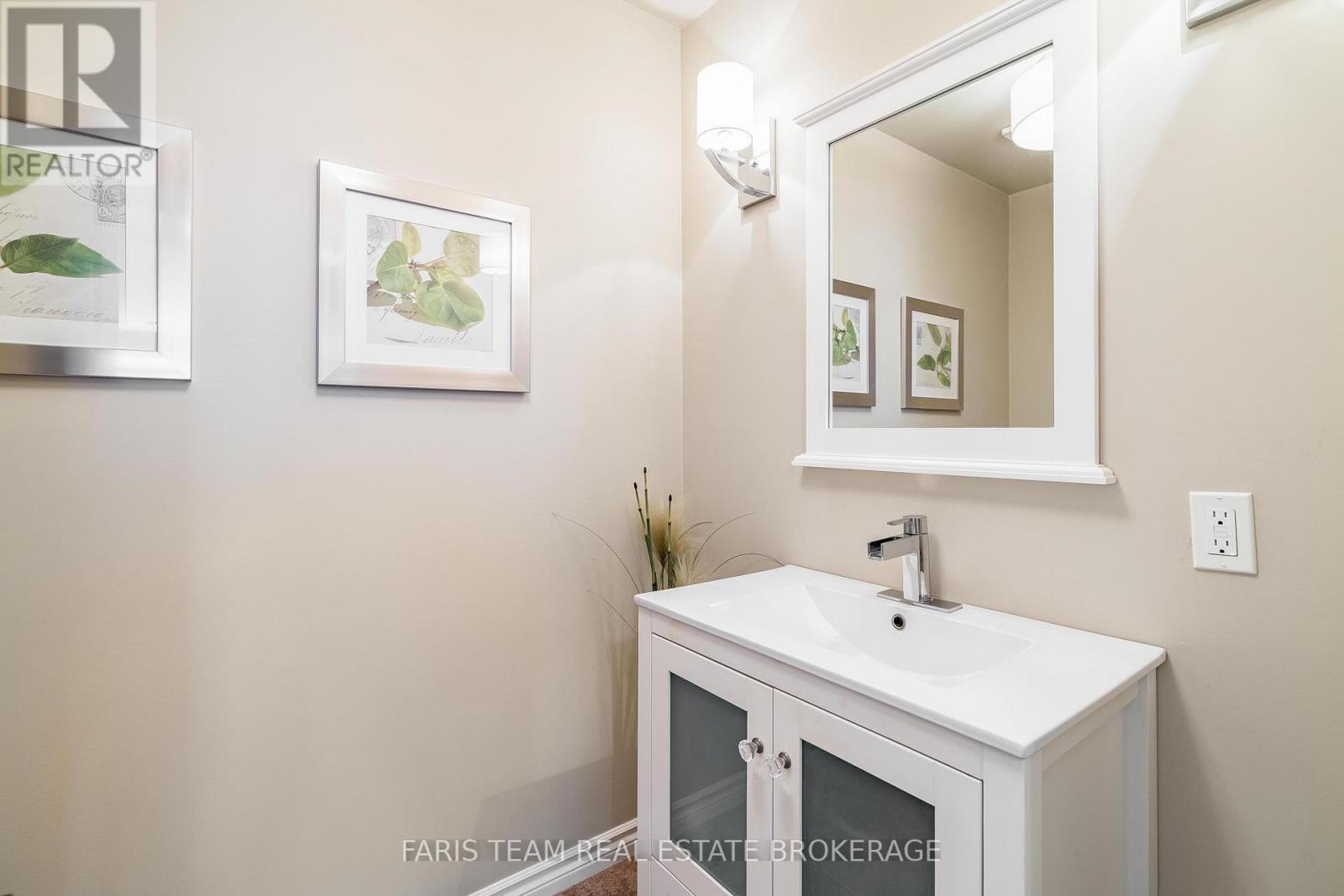 5 BAILEY CRESCENT - 20