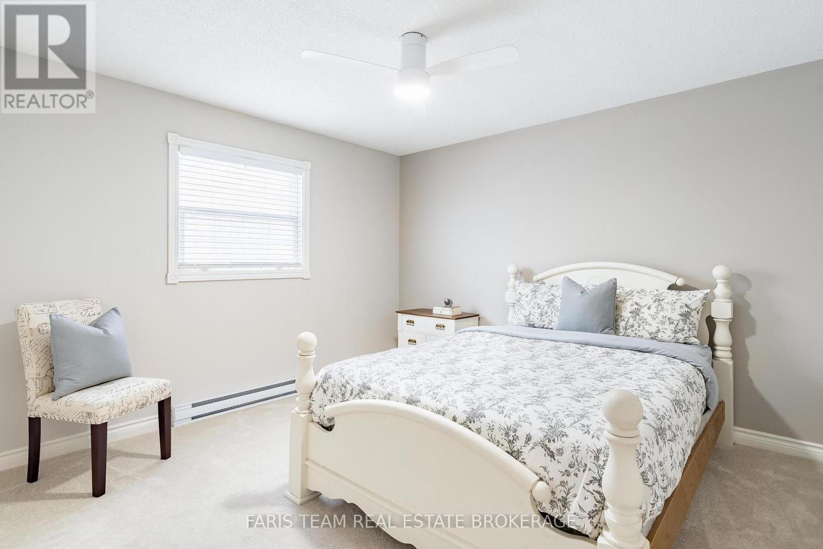 5 BAILEY CRESCENT - 25
