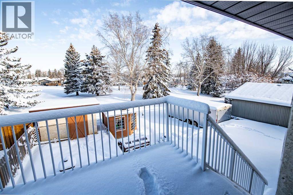 38 45 Street Close, Sylvan Lake