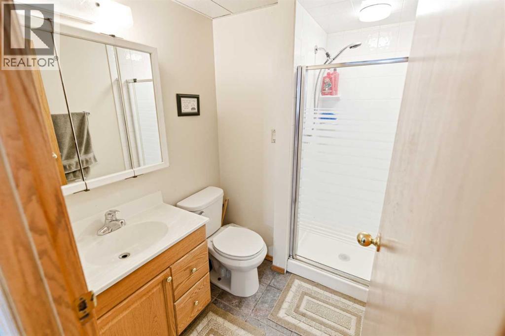 38 45 Street Close, Sylvan Lake